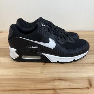 Nike Air Max 90 athletic gym running sneakers Women's 7 Black White